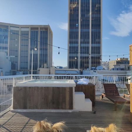 Unique Solar Penthouse With Jacuzzi And Sauna In Central Атина Екстериор снимка